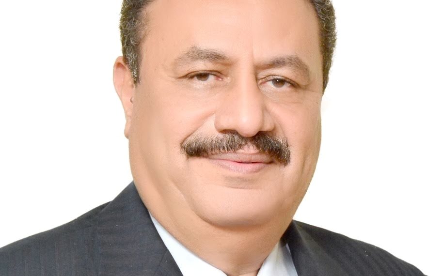 رضا عبد القادر، مساعد وزير المالية لشئون مصلحة الضرائب