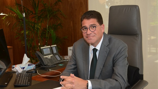 أكرم تيناوي رئيس مجلس إدارة بنك ABC مصر