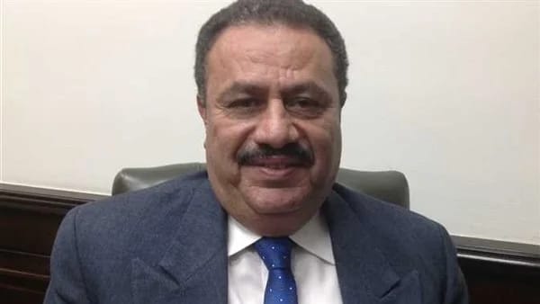 ضا عبد القادر، مساعد وزير المالية لشئون مصلحة الضرائب
