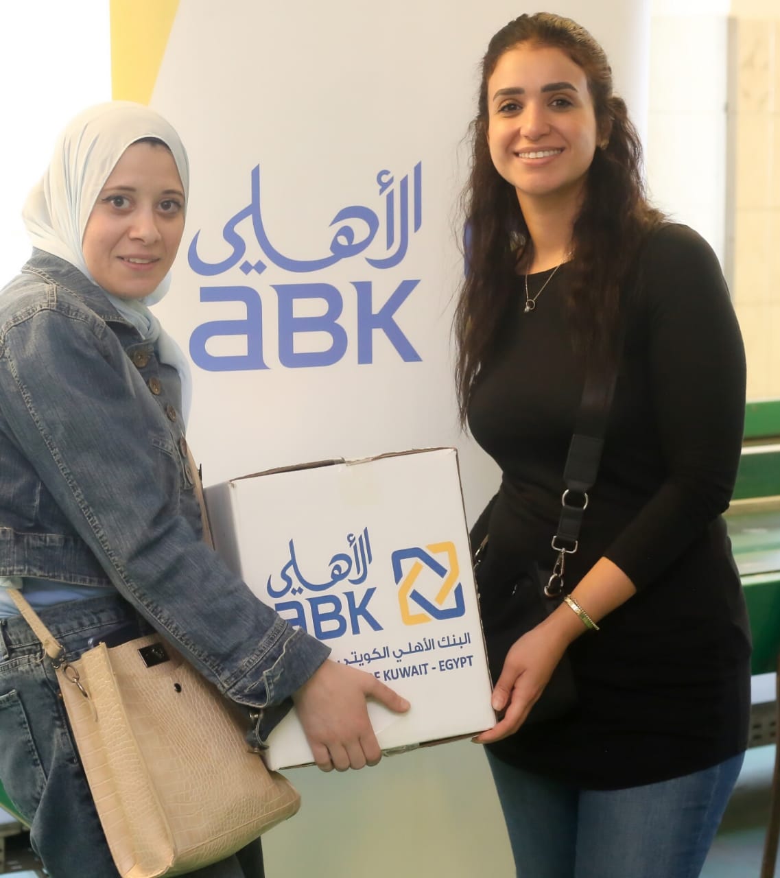 «الأهلي الكويتي مصر» يتعاون مع بنك الطعام لتوزيع 1000 كرتونة غذاء خلال رمضان