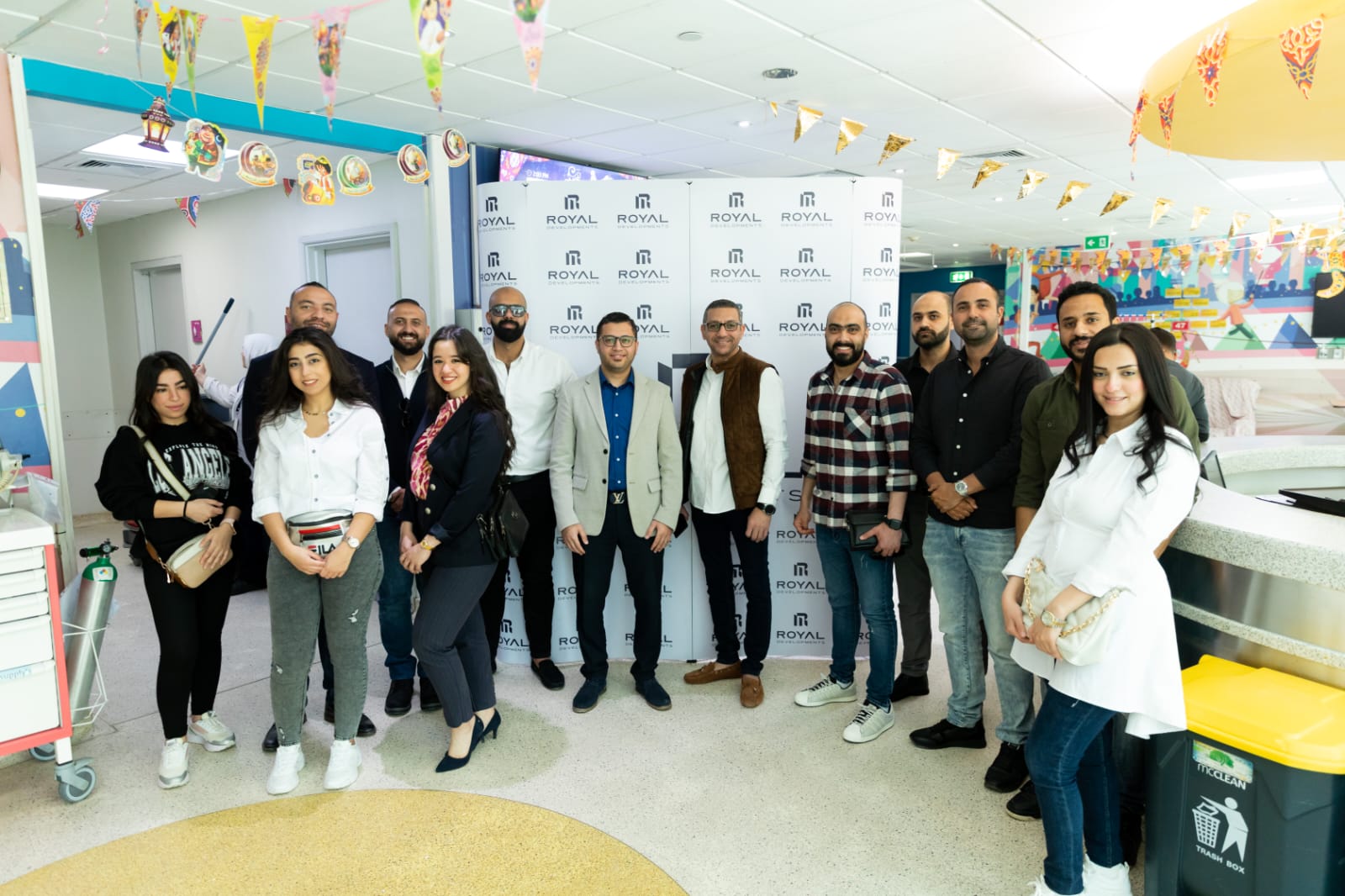 «رويال للتطوير» تطلق مبادرة «العيد يجمعنا» وتحتفل مع أطفال مستشفى «٥٧٣٥٧» بعيد الفطر المبارك