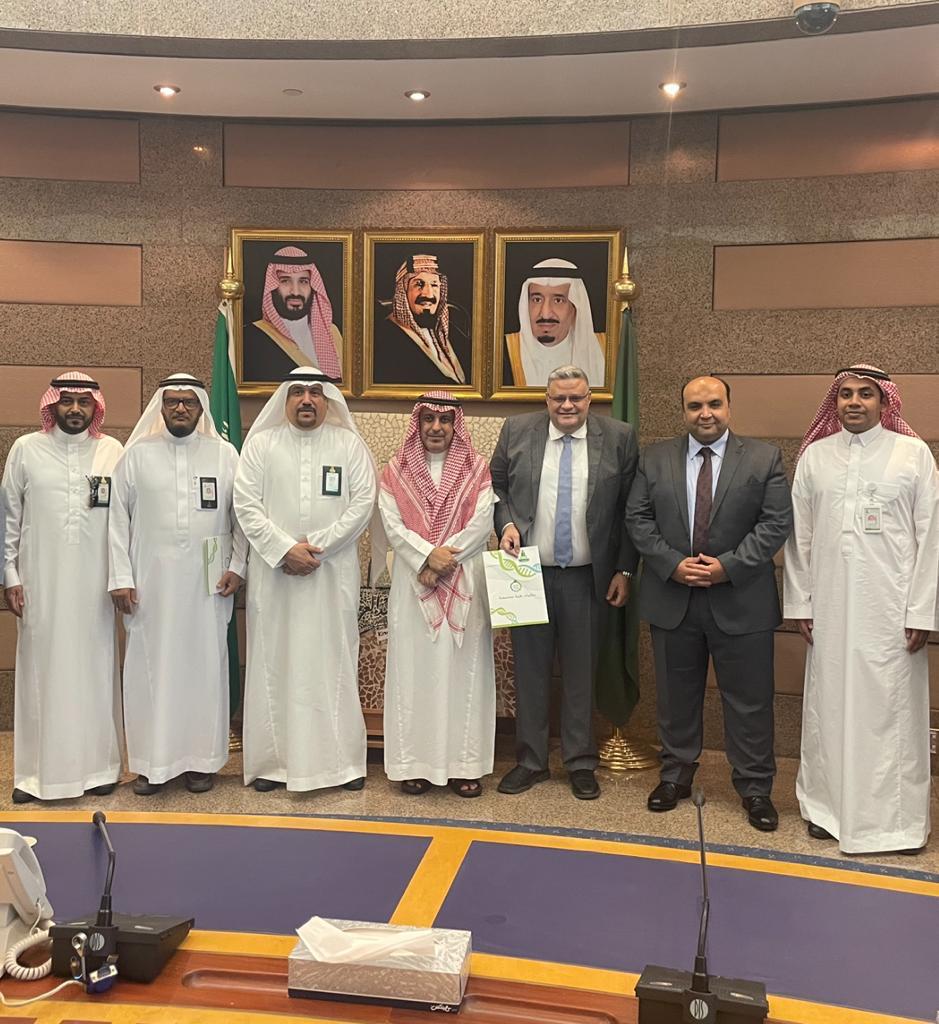 لاشين يعود للاستثمار الطبي بتوقيع مذكرة تفاهم مع جامعة الملك عبد العزيز