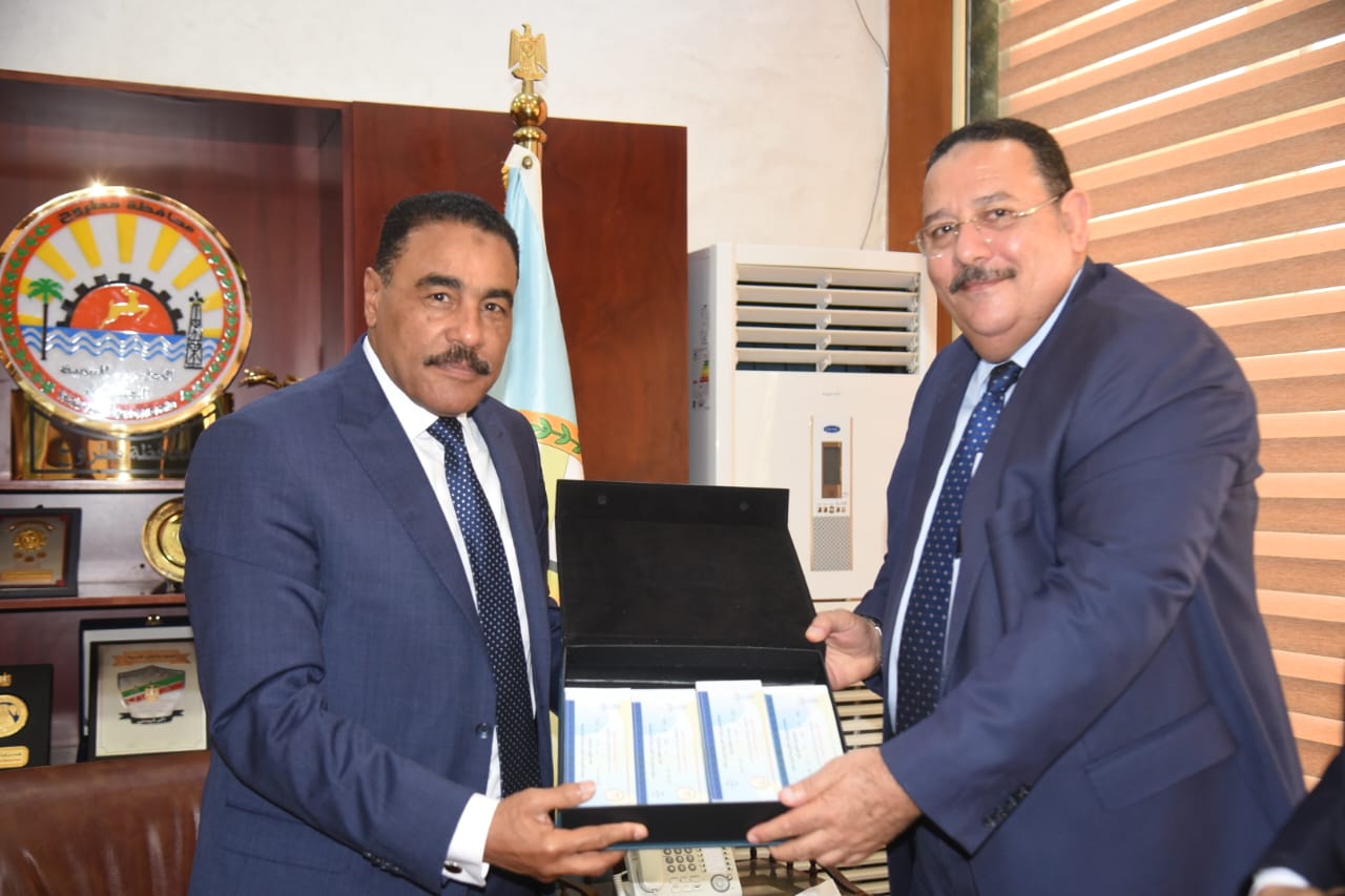 البنك الزراعي المصري يجوب المحافظات لدعم الأسر الأكثر احتياجاً بمناسبة عيد الأضحى