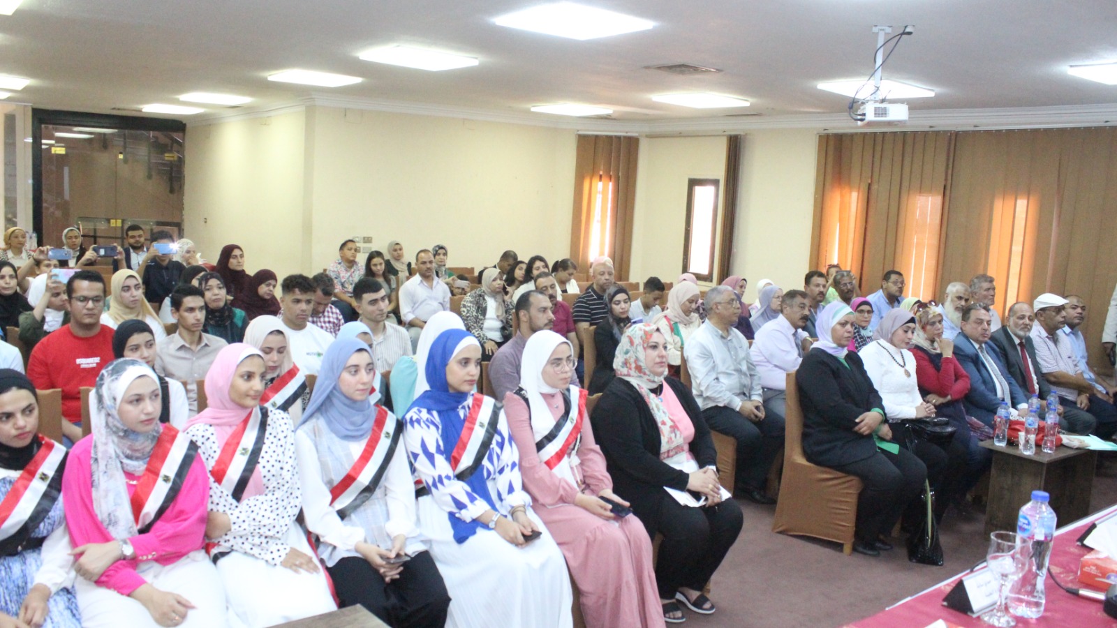 «العاشر من رمضان» تحصد المراكز العشرة الأولى في التعليم المزدوج على مستوى الجمهورية