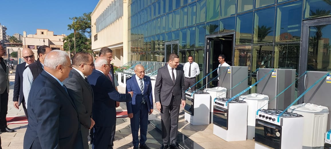 «الزراعي المصري» يواصل فعاليات «إيد بأيد .. لمستقبل الوطن» ويقدم الدعم  للأسر المستحقة ببورسعيد