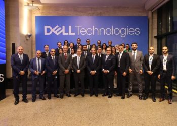 «الاتصالات»: مصر تعمل جاهدة على تعزيز قدراتها التنافسية في صناعة التعهيد