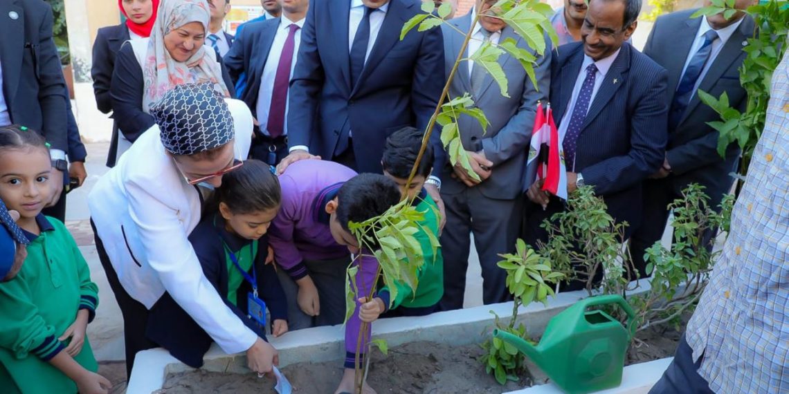 إطلاق المرحلة الأولى من مبادرة «التشجير وفصل المخلفات بالمدارس»