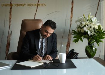 محمد صلاح وكيلًا لشعبة مستحضرات التجميل في مجلس التصدير للصناعات الطبية
