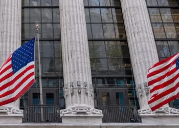 وول ستريت تسجل مكاسب متتالية للأسبوع السادس بفضل أسهم التكنولوجيا