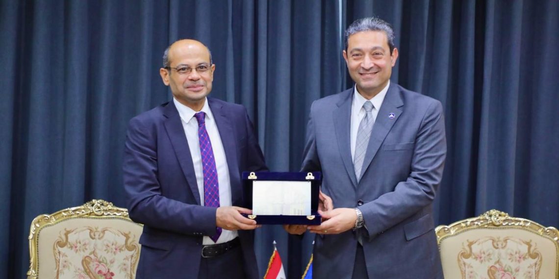 تعاون بين البورصة وجامعتى دمياط وحورس لرفع وعى طلبة الجامعات بمبادئ الاستثمار