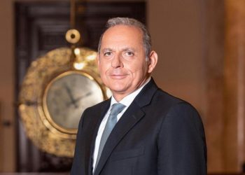 هشام عكاشه الرئيس التنفيذي لبنك مصر