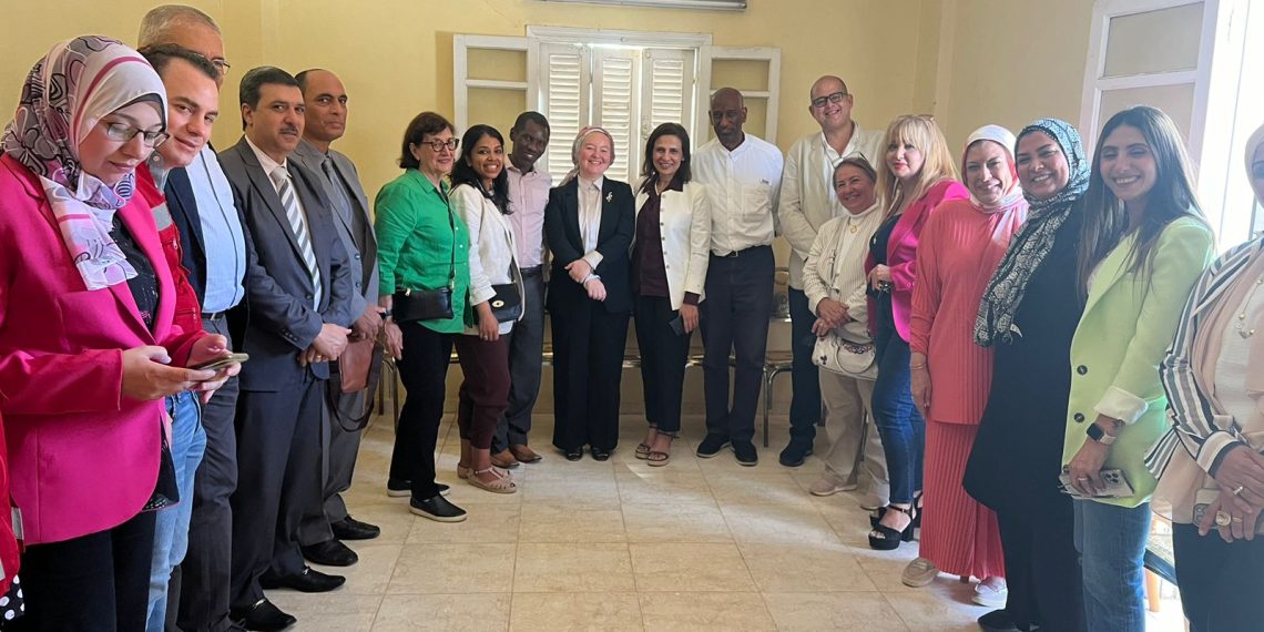 «الوكالة الأمريكية للتنمية» و«باثفايندر الدولية» تطلعان على أنشطة برنامج «مودة» بالفيوم