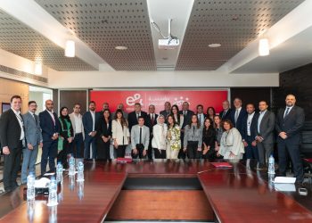 «إي اند مصر» تُطلق مشروع «صحة-تك» لتطوير «القصر العيني الفرنساوي»