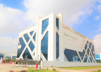المصرية للاتصالات تحصل على شهادة التصميم Tier III لمركز البيانات الإقليمي
