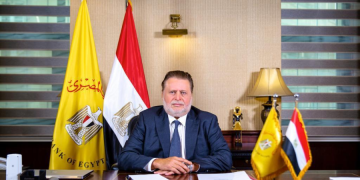حسن عبد الله محافظ البنك المركزي المصري