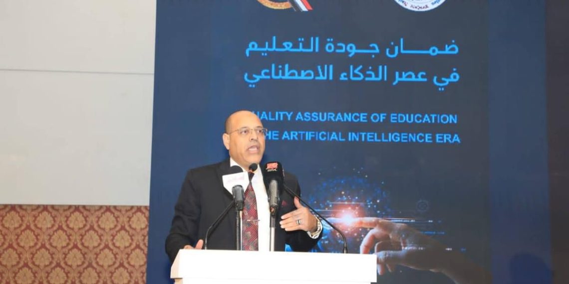 وزير العمل محمد جبران