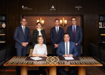 أبوظبي للاستثمارات السياحية توقع اتفاقية مع أكور الفرنسية لإدارة فندق سوفيتيل ليجند