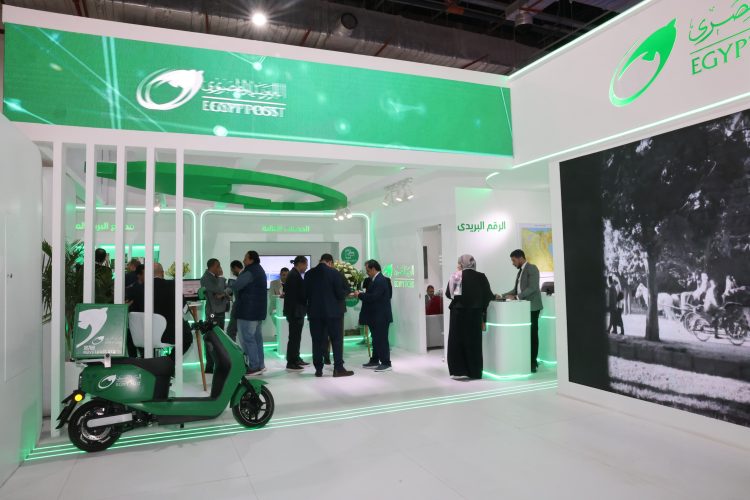 بالصور.. جناح «البريد المصري» يشهد إقبالاً كبيرًا في معرض «Cairo ICT 2024»