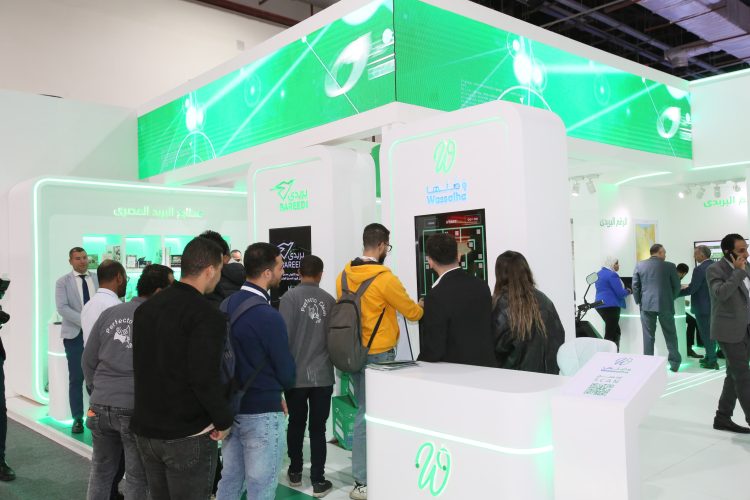 بالصور.. جناح «البريد المصري» يشهد إقبالاً كبيرًا في معرض «Cairo ICT 2024»