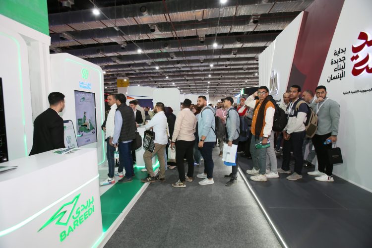 بالصور.. جناح «البريد المصري» يشهد إقبالاً كبيرًا في معرض «Cairo ICT 2024»