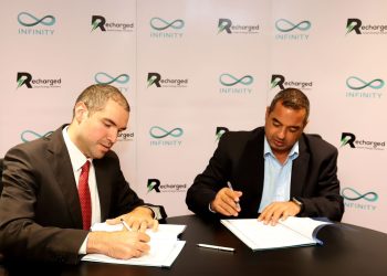 إنفنيتي كابيتال وRecharged تتعاونان للتوسع في حلول الشحن المنزلي للسيارات الكهربائية