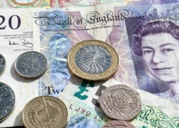 سعر الجنيه الإسترليني أمام الجنيه اليوم الأربعاء في البنوك