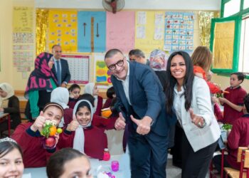 «نستله مصر» تعزز الوعي بالتغذية السليمة في 200 مدرسة حكومية بالتعاون مع «مؤسسة علمني»