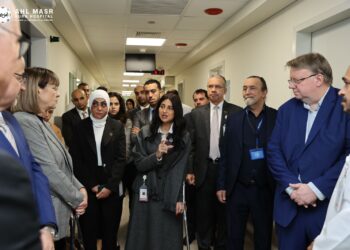 وفد من الأمم المتحدة في مصر يزور مستشفى «حروق أهل مصر» .. تفاصيل