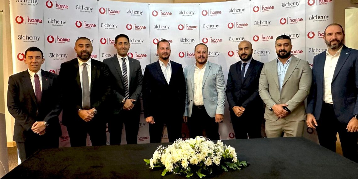 ڤودافون مصر توقع اتفاق شراكة مع الكامي للتطوير العقاري