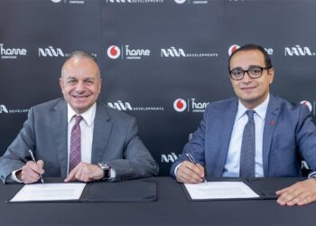 «نايا للتطوير العقاري» تتعاقد مع «ڤودافون مصر» لتوفير خدمات «Triple Play» بمشروعاتها