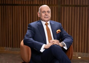 تبارك القابضة تسجل نموًا قياسيًا بنسبة 100% خلال 2024