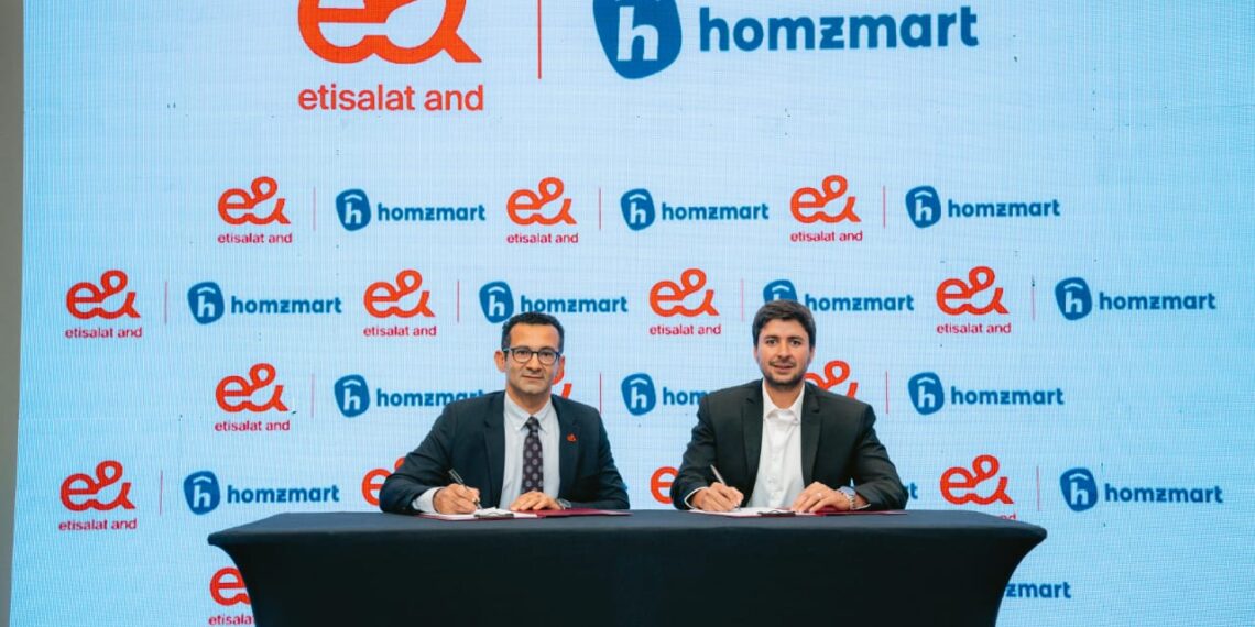 شراكة استراتيجية بين «إي آند للتكنولوجيا المالية والتطبيقات الرقمية» و هومزمارت