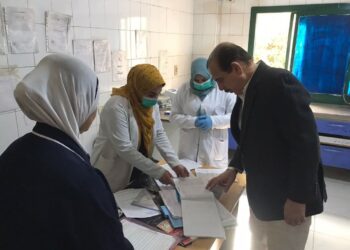 نائب وزير الصحة يتفقد 4 وحدات لطب الأسرة بالجيزة خلال جولة ميدانية مفاجئة