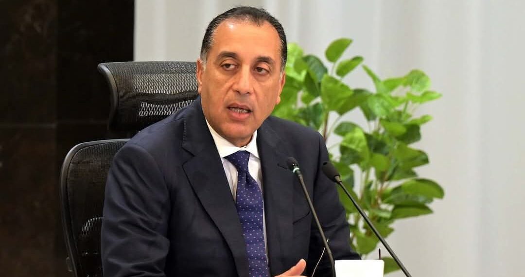 الحكومة تشكل 6 لجان استشارية مُتخصصة لتعزيز التواصل مع القطاع الخاص