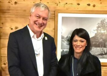 «المشاط» تبحث مع رئيس بنك التنمية للبلدان الأمريكية جهود التوسع في العمل المناخي ودعم التنمية في الدول الناشئة