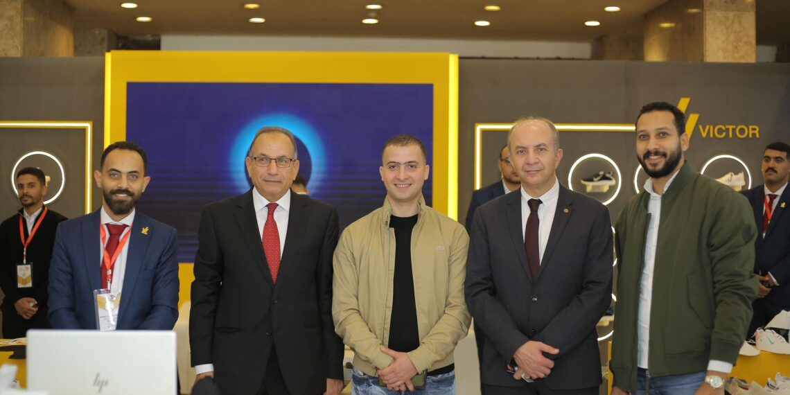 «فيكتور » لصناعة الأحذية تشارك بمعرض القاهرة الدولي للجلود