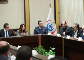 وزير الصحة يرأس الاجتماع الوزراي الأول للجنة التنفيذية الخاصة باستقبال المصابين الفلسطنيين