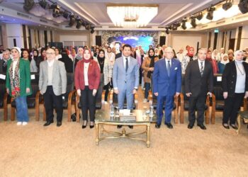 وزير الشباب والرياضة يلتقي منسقات وعضوات أندية الفتاة والمرأة بالمحافظات