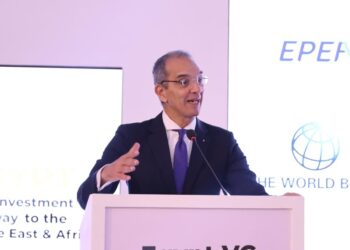 وزير الاتصالات: أكثر من 180 شركة عالمية تعمل فى مجال التعهيد فى مصر