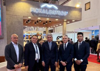 أنطلاق معرض السياحة والسفر الدولى بإسطنبول التركية بمشاركة مجموعة بيك الباتروس للفناد