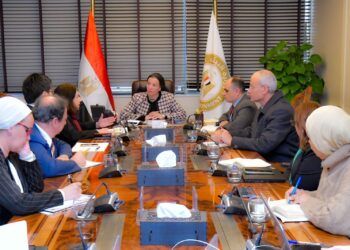 “البيئة” تناقش مع البنك الدولي نتائج أنشطة ادارة تلوث الهواء وتغير المناخ