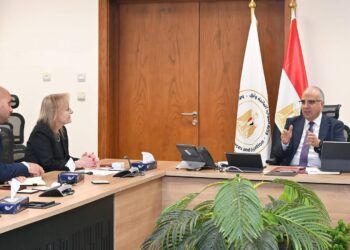 مباحثات لإعادة تأهيل محطات الرفع لتقليل استهلاك الكهرباء والإنبعاثات