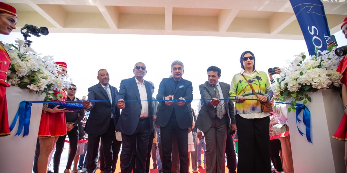 وزير السياحة يفتتح منتجع الباتروس مكادى بالغردقة .. صور