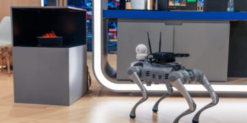 «إريكسون» تستعرض روبوت «كلب» بتقنية الجيل الخامس في معرض ليب السعودية