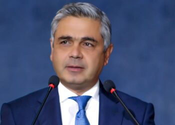 «مجموعة شاكر» تفوز بمشروع شبكات الجهد الفائق لتفريغ طاقة سد جوليوس نيريري في تنزانيا