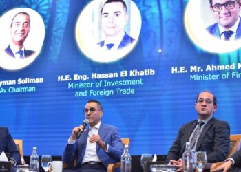 وزير الاستثمار يستعرض جهود الدولة الهادفة لتيسير بيئة الاستثمار