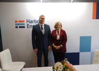 وزير البترول يلتقي برئيس شركة هاربور إنيرجي