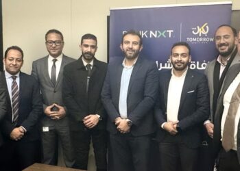 بنك نكست يوقع بروتوكول تعاون مع تومورو سولار لتمويل وحدات الطاقة الشمسية