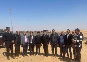 وزير الاسكان: حملات لإزالة مخالفات وتعديات وغلق أنشطة مخالفة بعدد من المدن