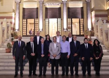 وزير الاتصالات يناقش مع لجنة الاقتصاد الرقمى جهود تنمية صناعة التعهيد